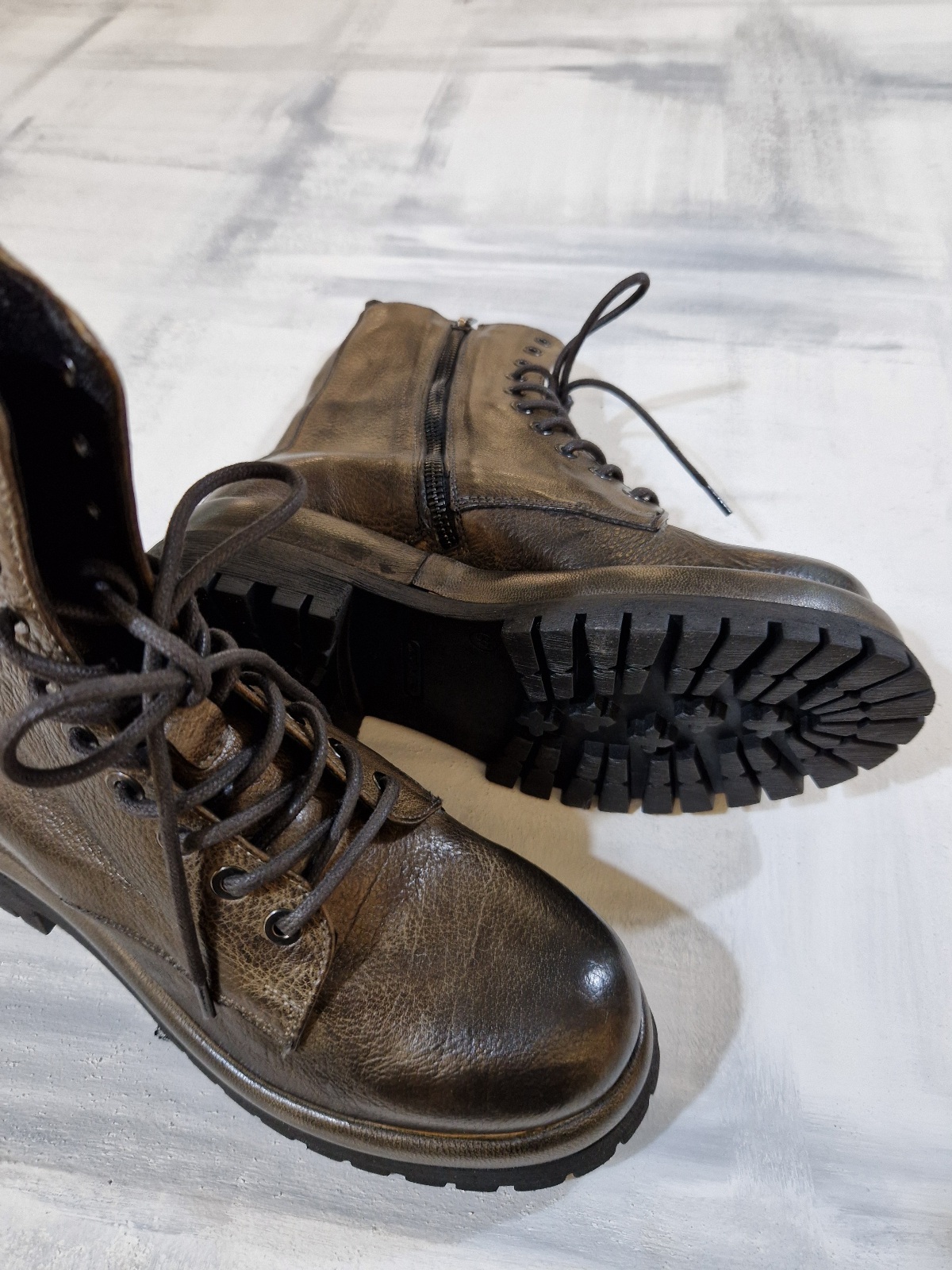 Anfibio scarponcino donna in pelle con zip laterale PAWELK'S Bufalo Birch scuro W1161 - immagine 2