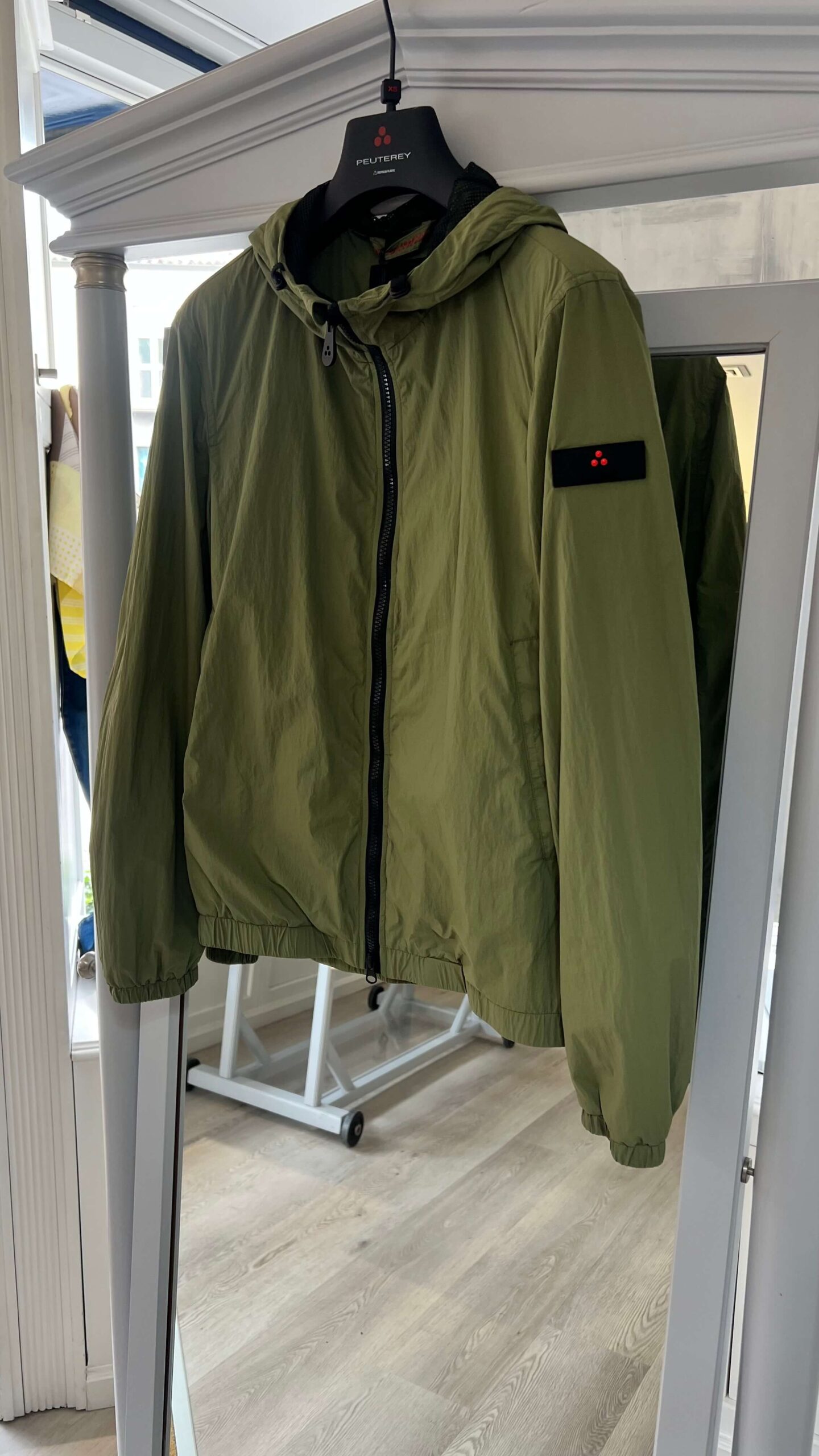 Giacca con cappuccio PEUTEREY nylon light NIGLE - Militare - immagine 2