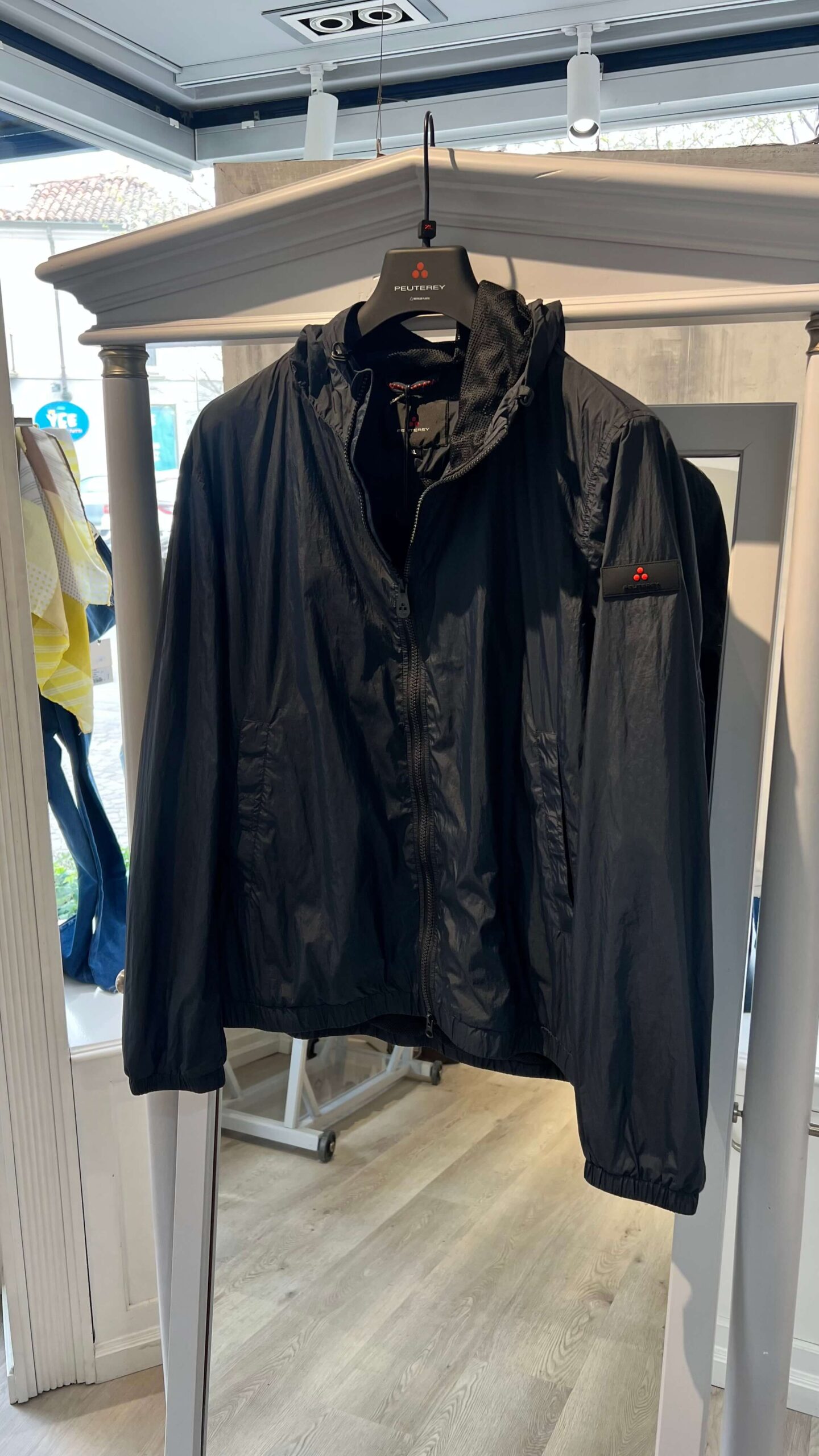 Giacca con cappuccio PEUTEREY nylon light NIGLE - Blu - immagine 2